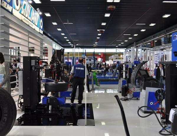 Les nouveaut&eacute;s Giuliano au Salon Autopromotec 2015