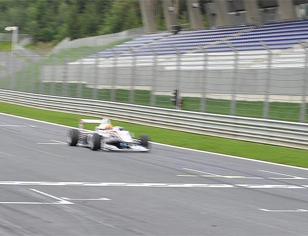 F3 in Hockeneinem